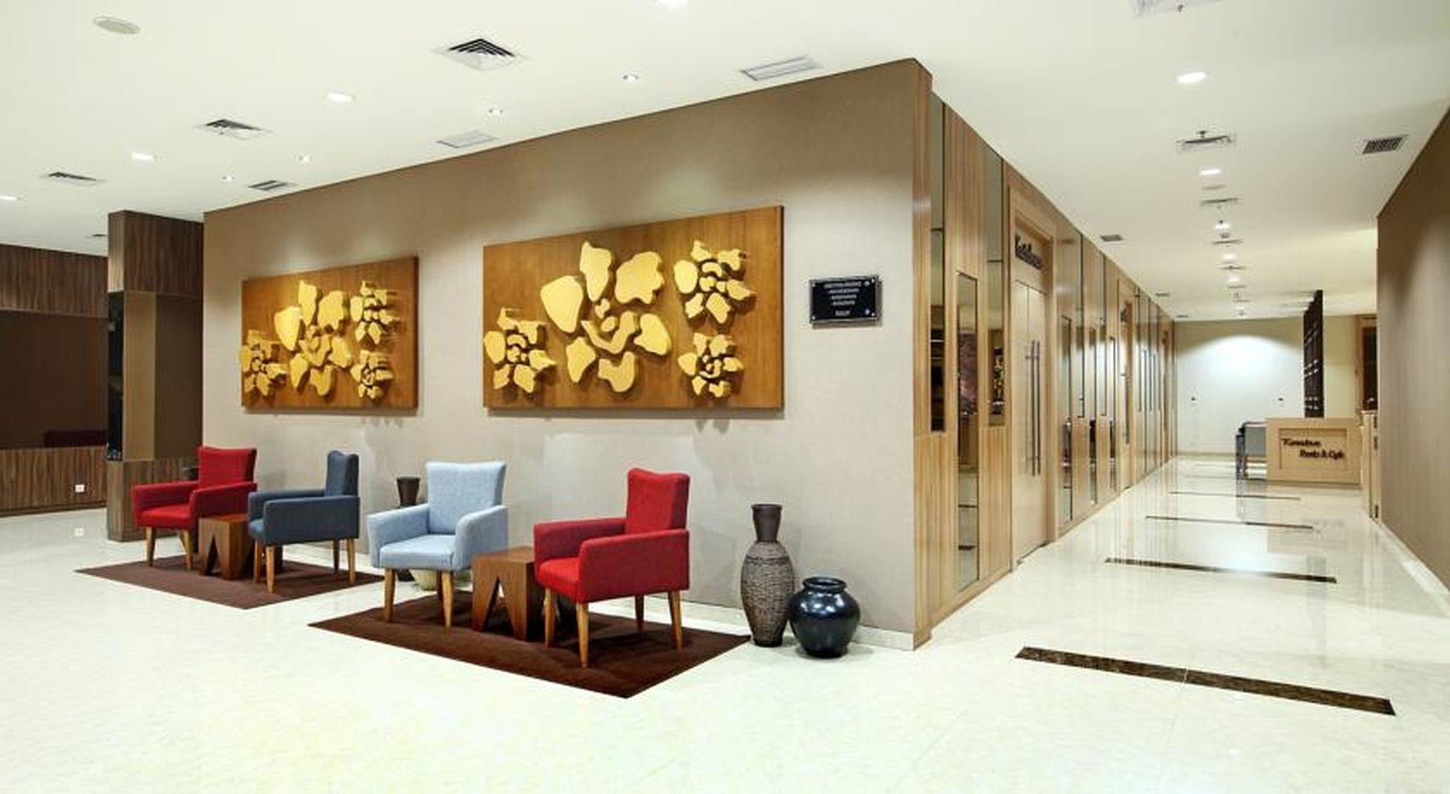 Hotel Neo Cirebon By Aston Exterior photo